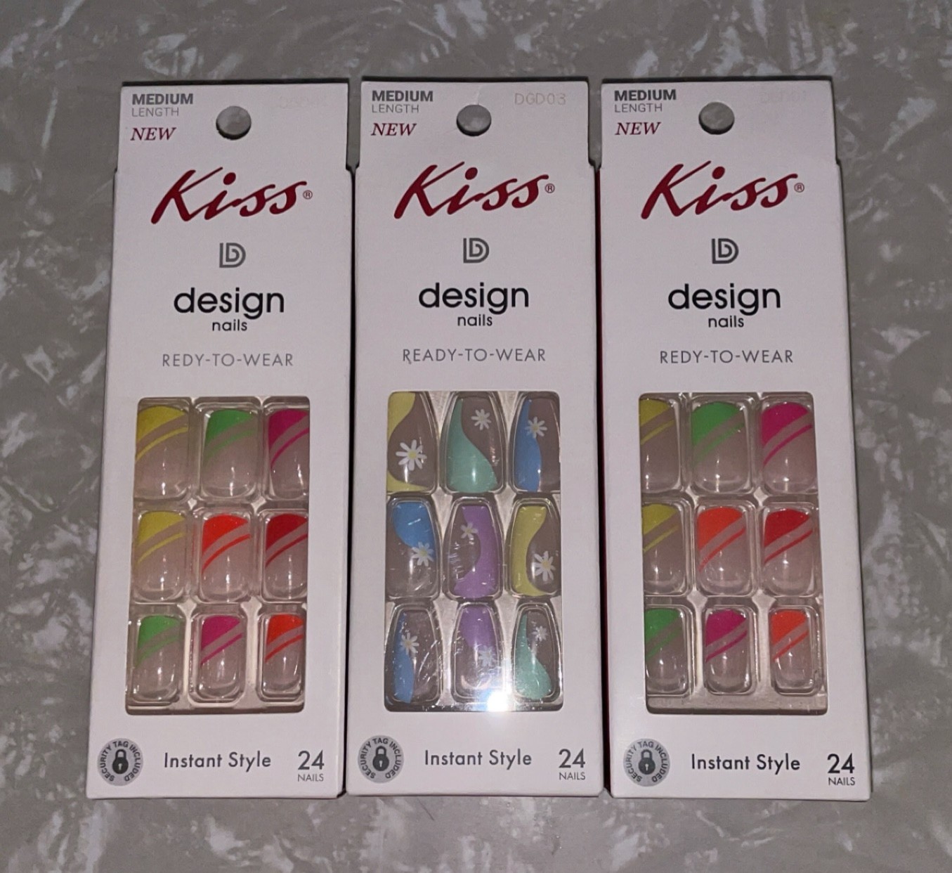 Women’s Medium Length Kiss & L.A.Colors Artificial Nails, 4 Boxes Total