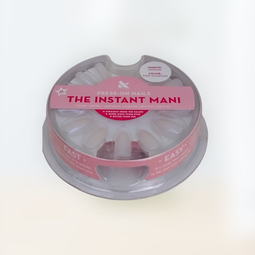 Olive & June Press-On Nails THE INSTANT MANI 42ct Medium Length PINK GOLDFISH