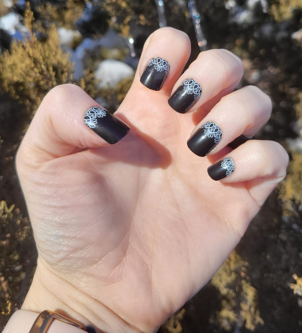 Red Aspen Press On Nails- Mary Rules-Black- White Lace -Short -Square