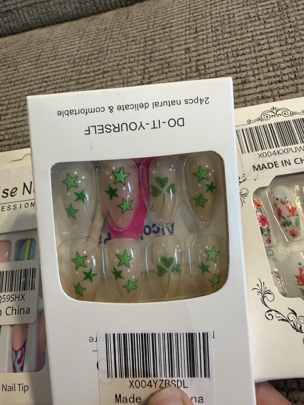 Nail Art Mixed Set Press-On Nails Lot of 4 Sets Pre-Designed /Summer/Cute