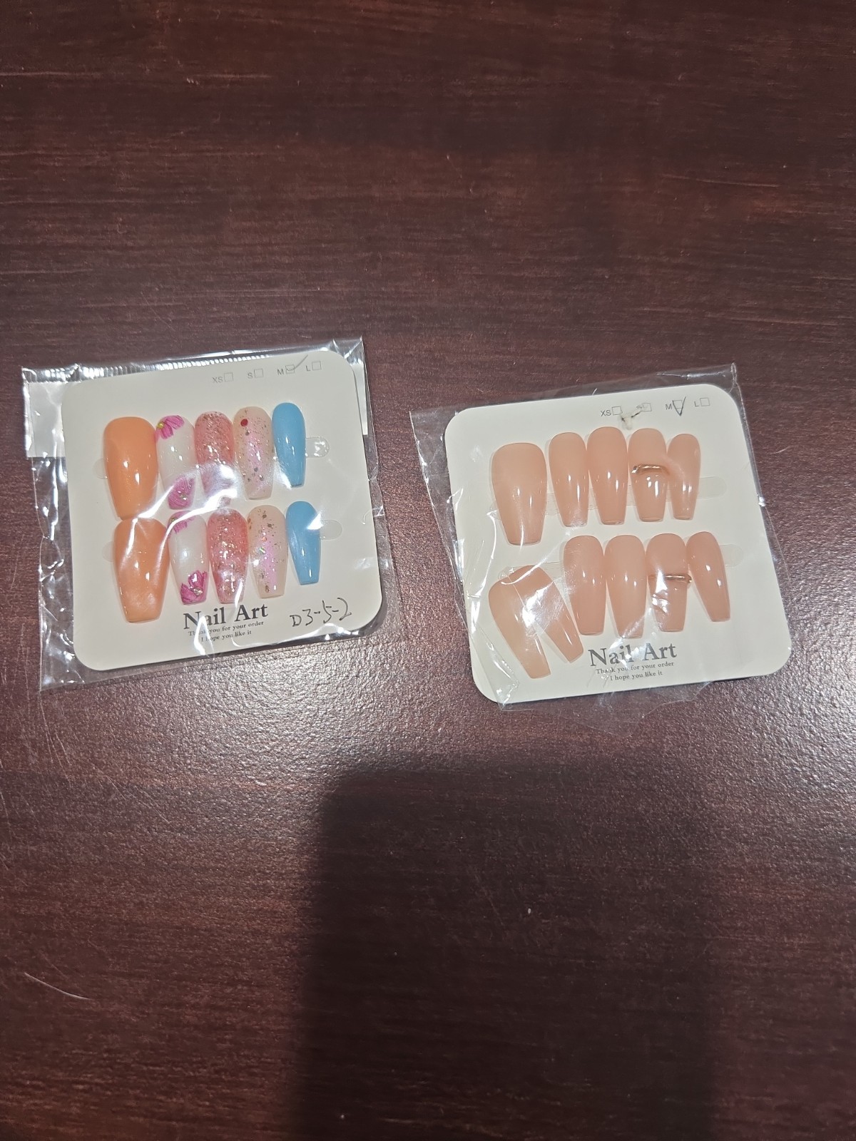 Press On Nails Medium 9 Sets With Alcohol, Glue and File