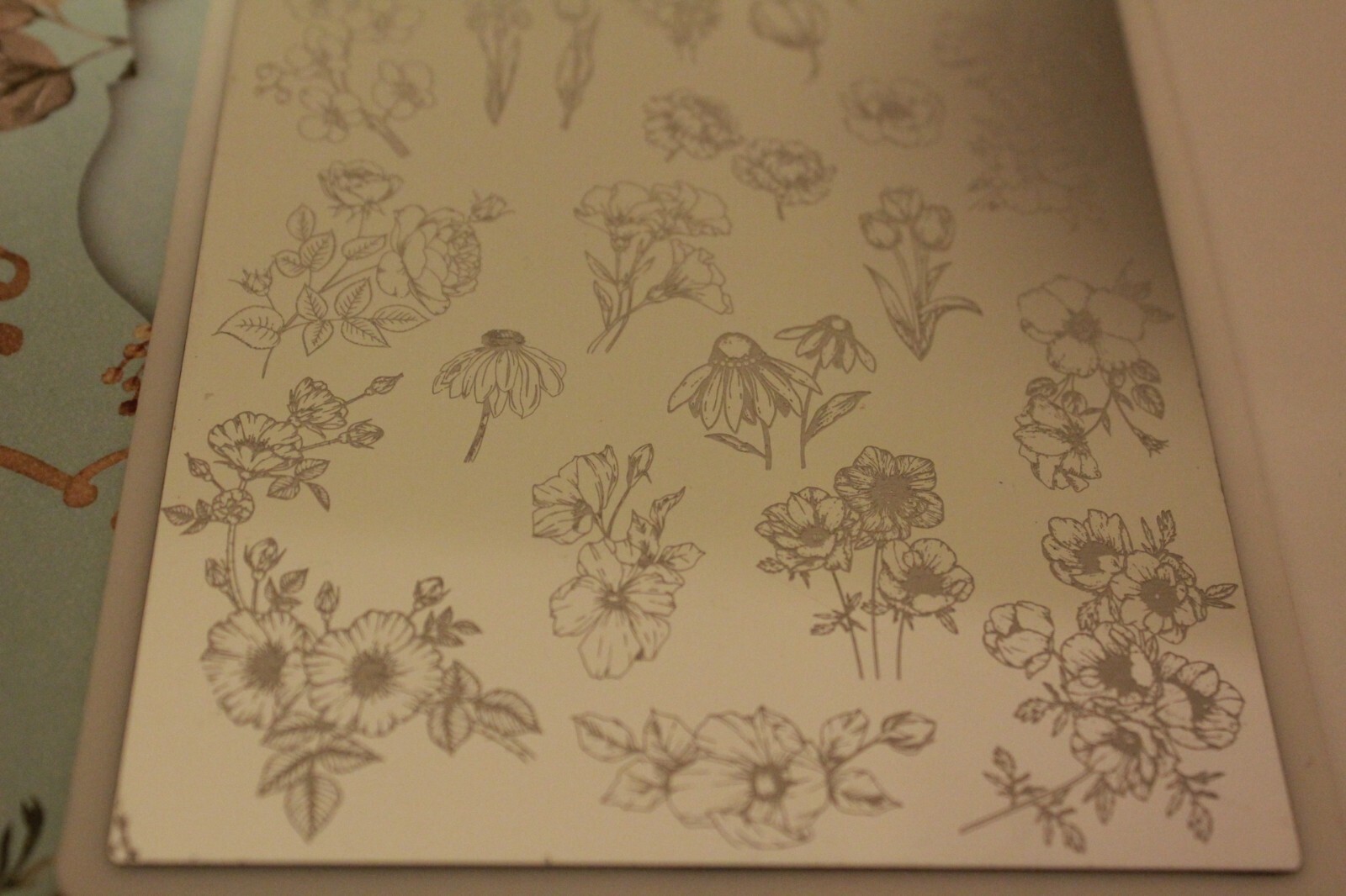 25 Flower Garden Designs DAYARA Stamping Plate Stamped Nail Art Stamp Tool