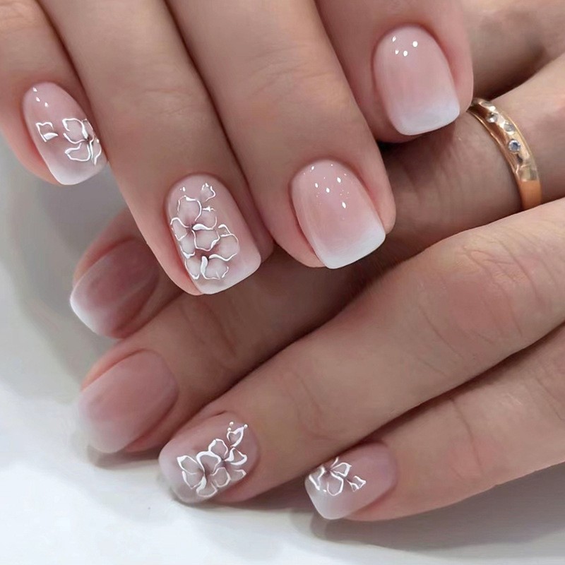 96PCS Elegant Floral Pattern Press on Nails Gradient French Reusable False Nails