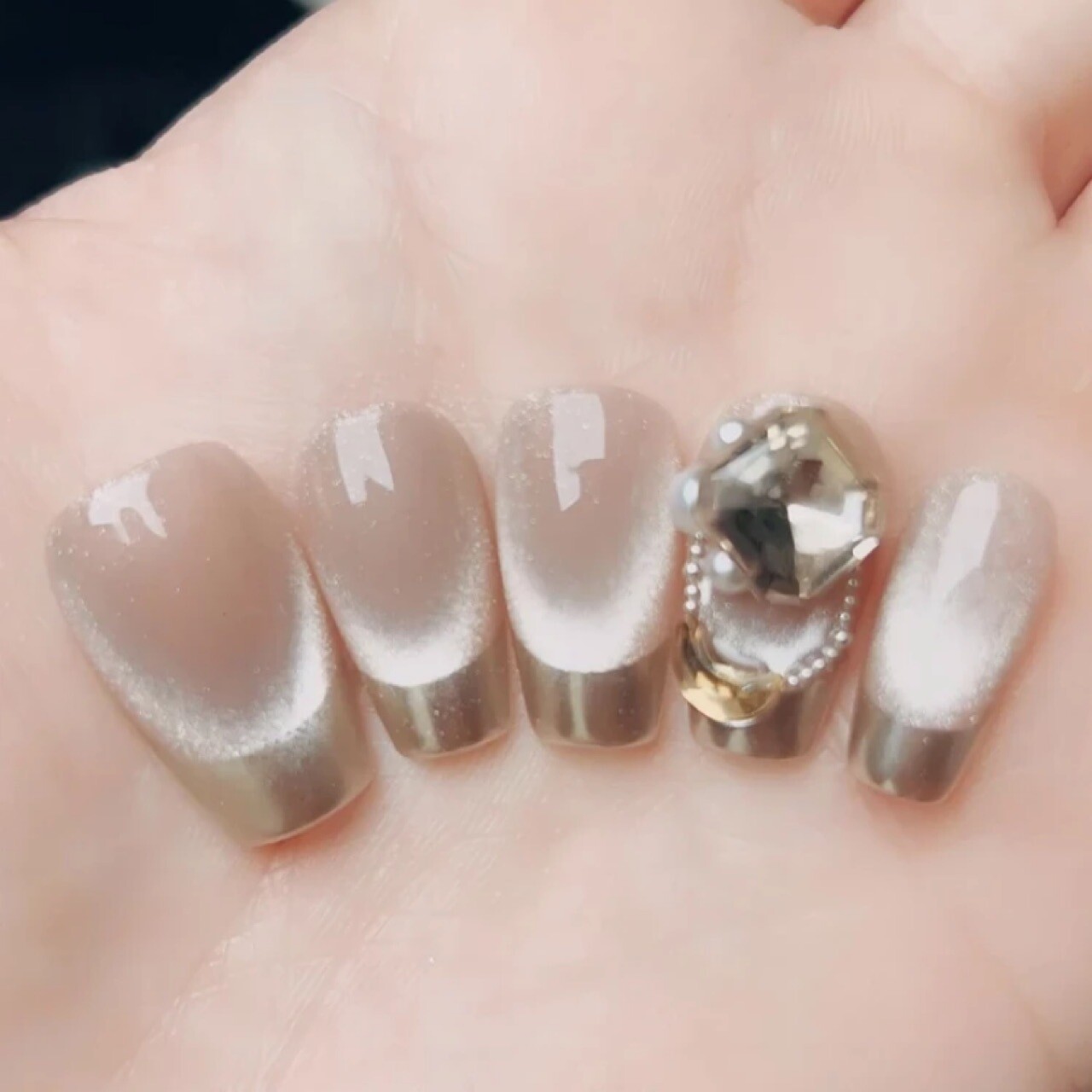 Cat Eye Luxury Classic Whitening Pure Hand-Worn Nail Press-On Nails