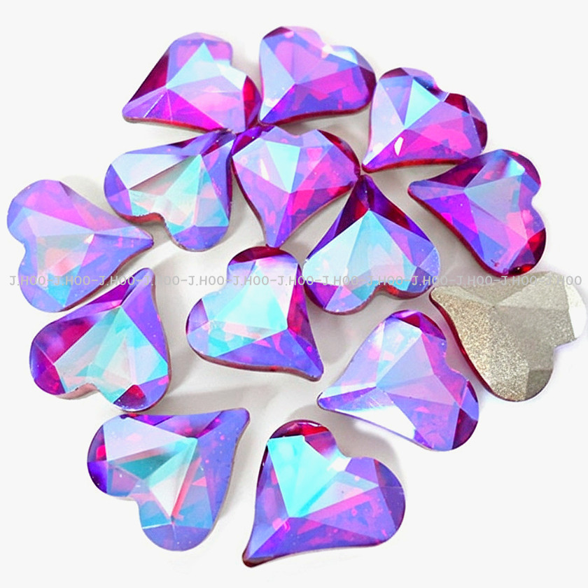 J.HOO Crystal 8809 Heart V-Cut Fancy Rhinestones 10x9mm Nail Art (4pcs)