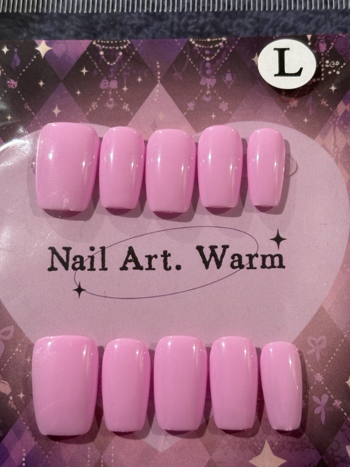 Press On Nails. Medium Length 19 Coffin Shaped Nails, 1 Oval. 20 Qty Size Large.