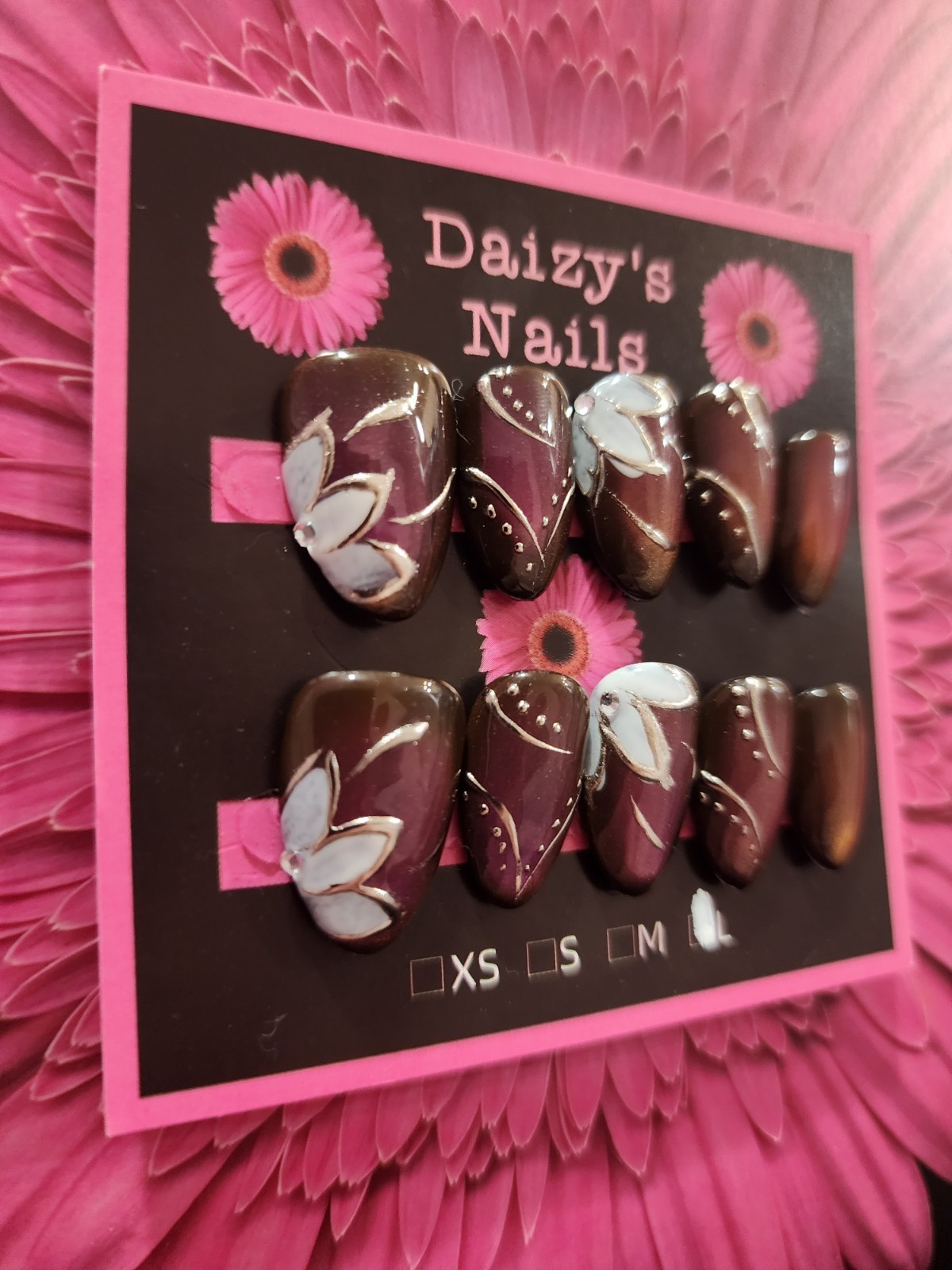 Large Size Purple Cat Eye Floral Press-on Nail Set Handmade Almond 2.0 Cm Length