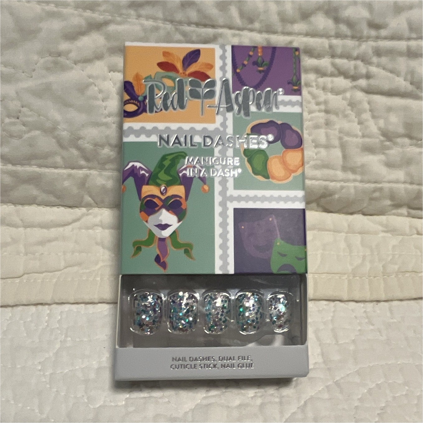 Red Aspen Nail Dashes~Groovin’ at Mardi Gras~Med Square~Silver Glitter~Glue