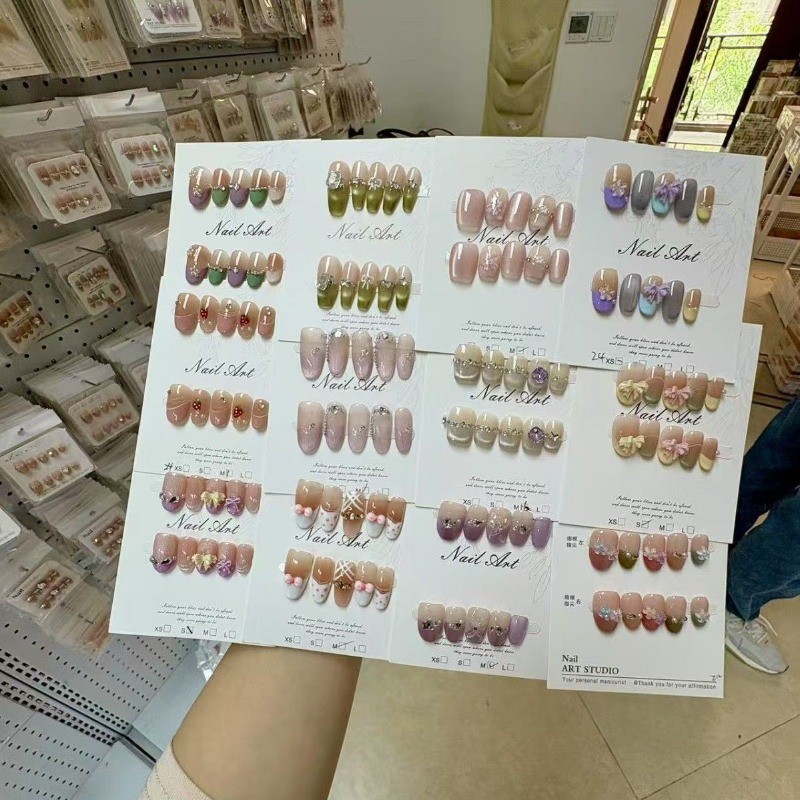 20 Pieces of Pure Manual Nail Pressing Mixed Assembly – Design Nail Art