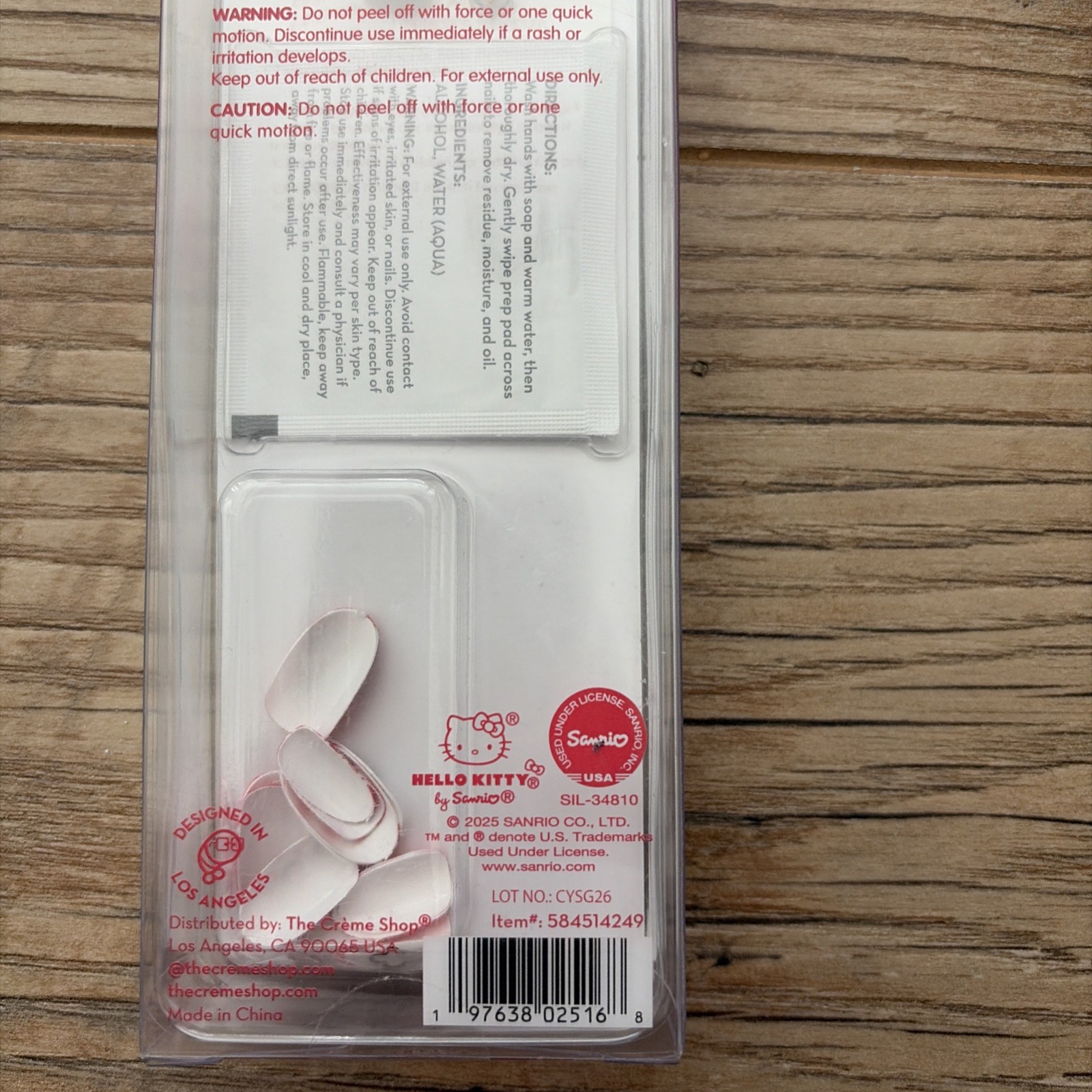 The Crème Shop Press On Nails Hello Kitty 24 Nails Velvet Sparkle Brand New