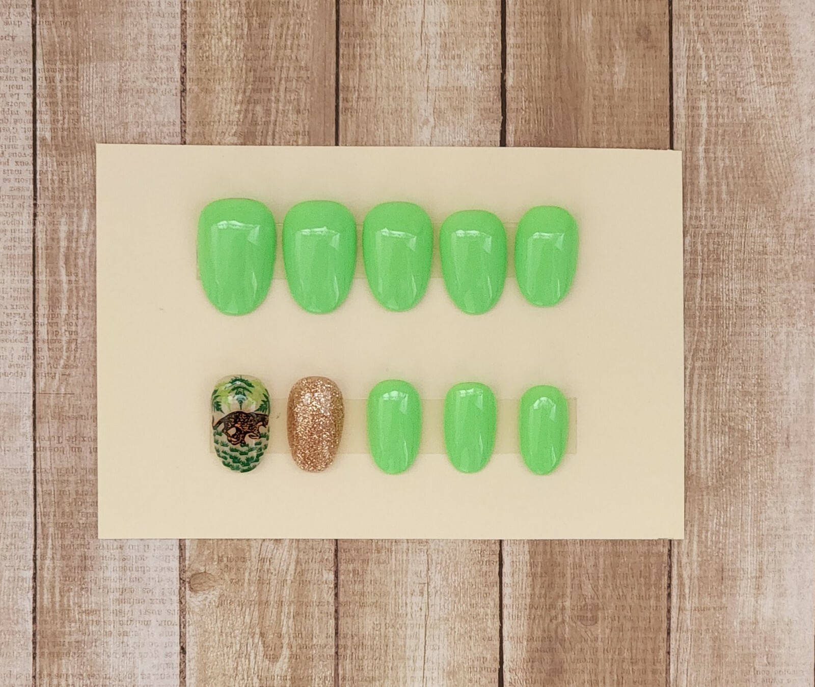 Custom Press On Handmade Gel Nails Green Cheetah Accent Oval Short 20 Tips