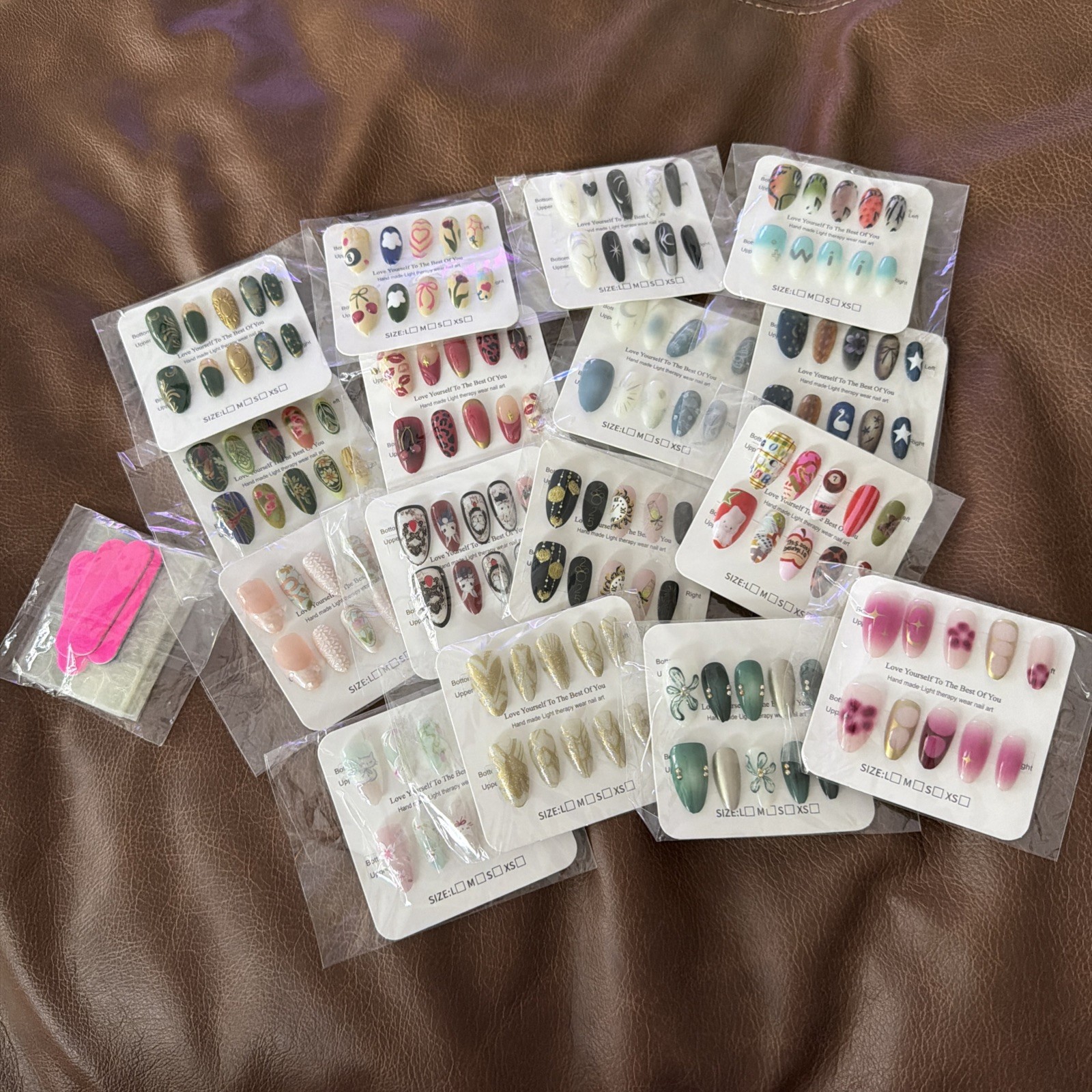 Handmade Press-On Nails Salon Reusable 16 Sets Of 10-Piece Nail Art Bulk Various