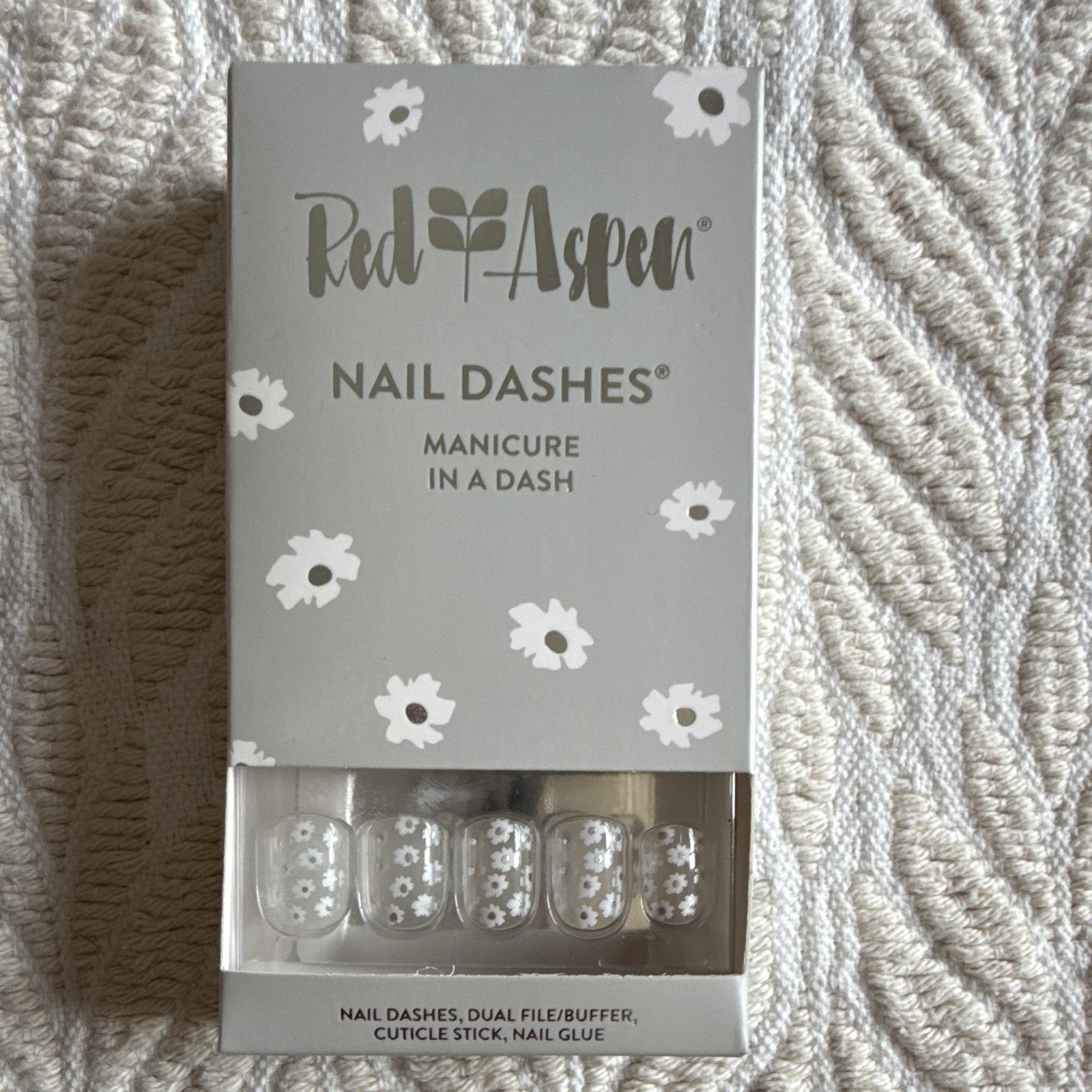 Red Aspen Nail Dashes Press-On Nails Lot of 3 Shiny Oval Pre-Designed Glue