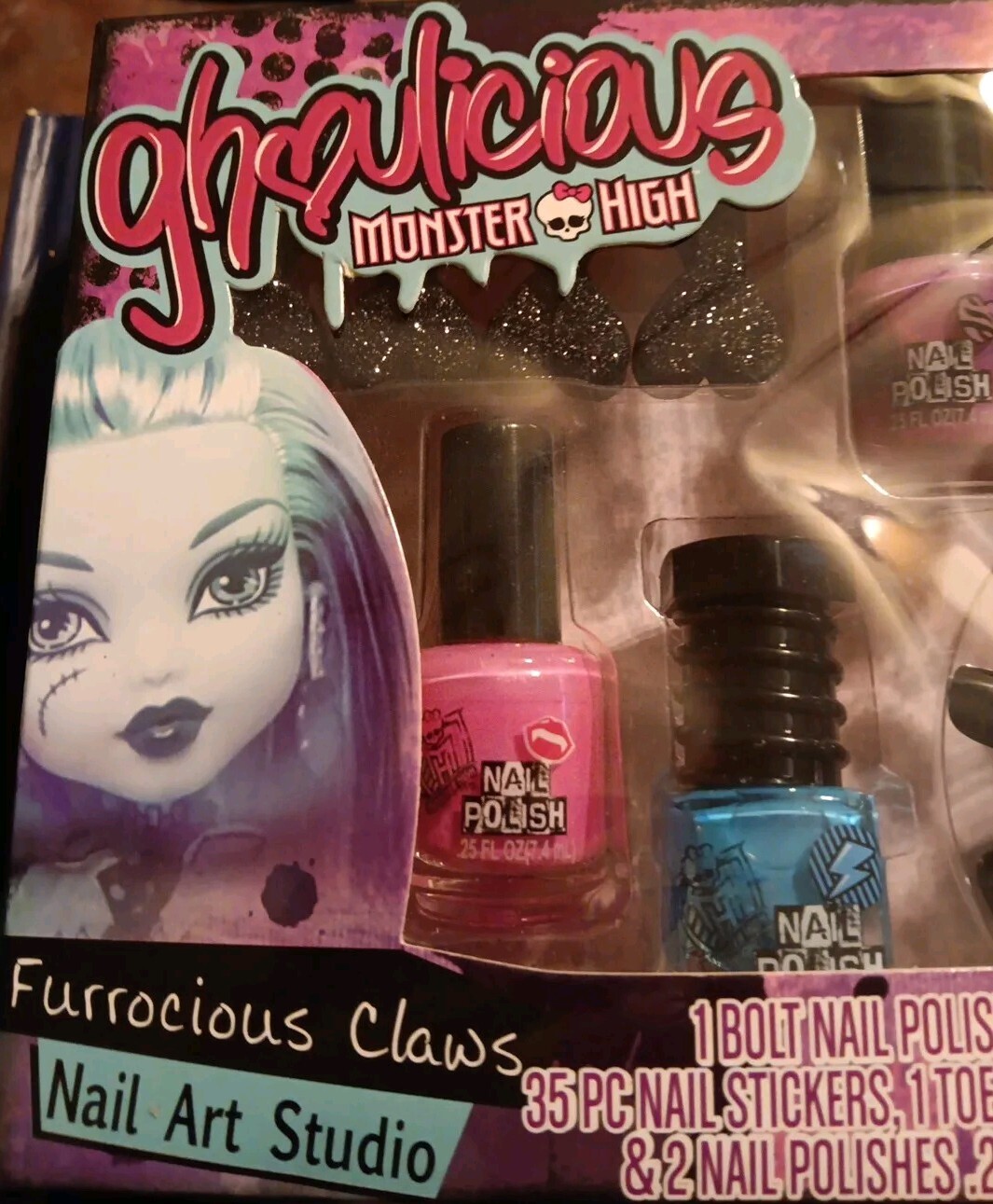 Ghoulicious Monster High Nail Art Studio Kids Set 49 Pcs Nail Art Studio