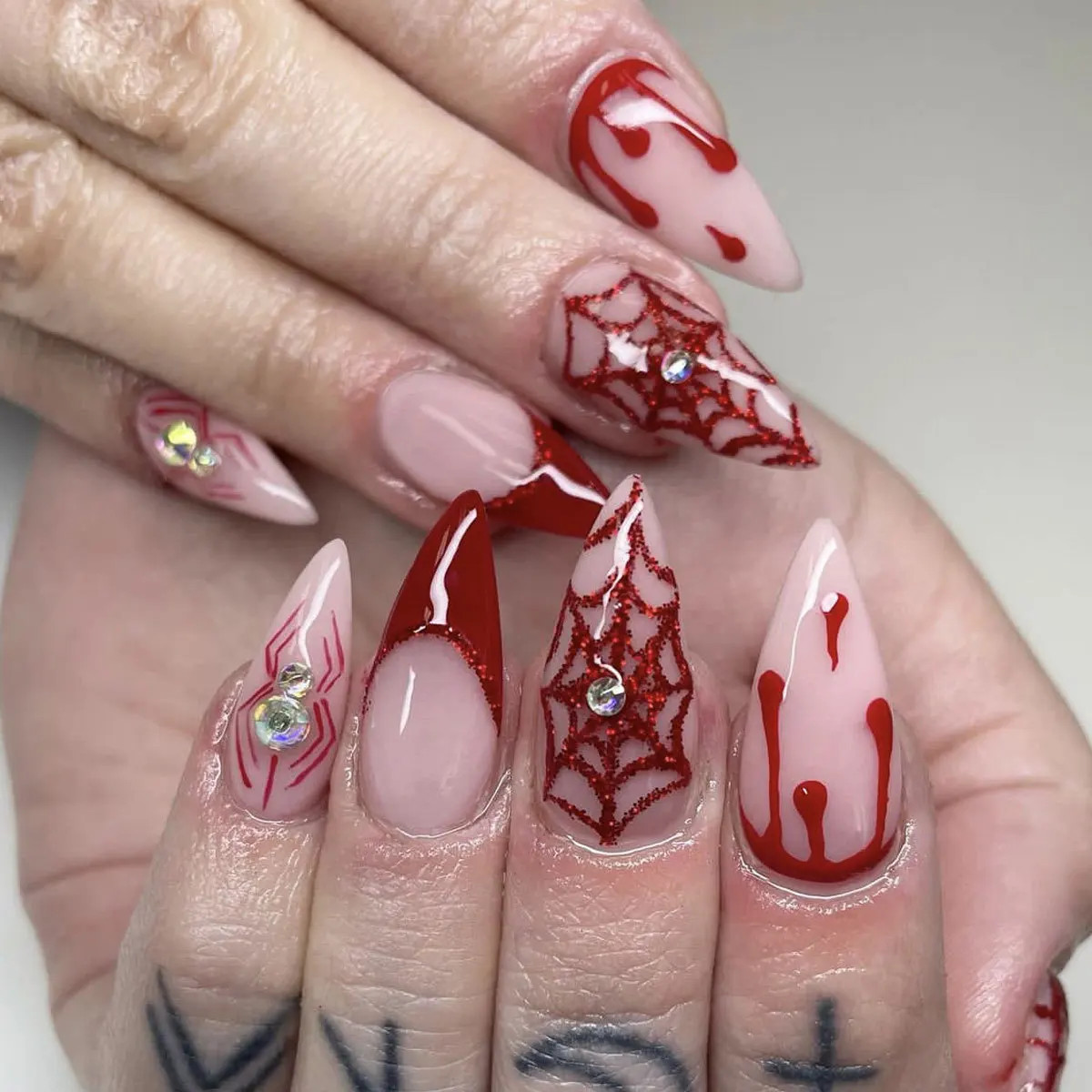 24pcs Halloween Gothic 3D Spider Skull Coffin Press On Nails