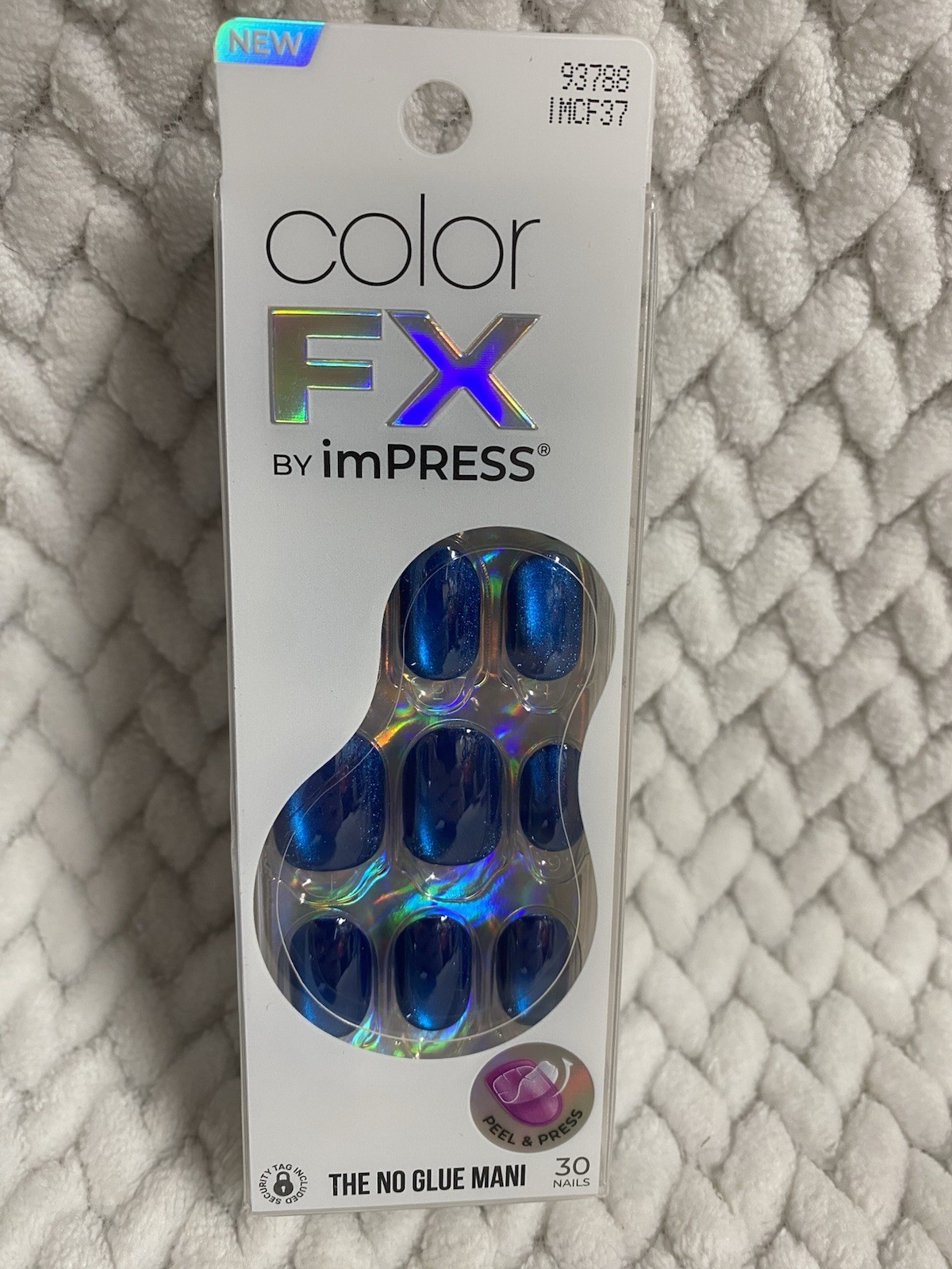 KISS colorFX by Press On Nails , ‘Reconnect’, Solid Blue with Pearlescent Fin…