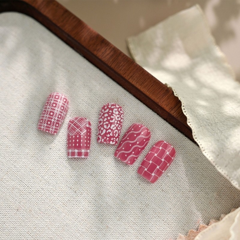 Reusable Nail Plate Checkered Lace Pattern Manicure Stencil Easy Transfer Design