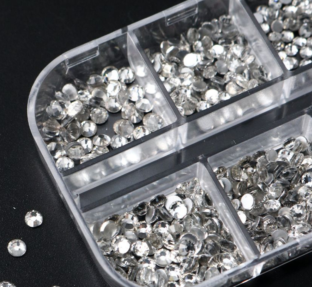 2000pcs RHINESTONES GEMS CRYSTALS NAIL ART DECOR 💖 CRAFT