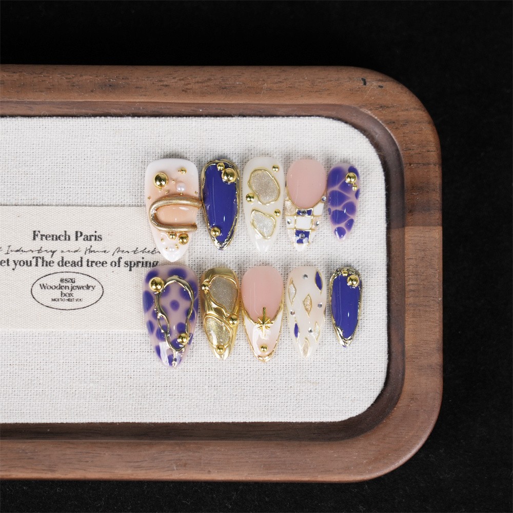 10pcs-Press on Nails Metallic 3D Luxury Almond Nail Set Reusable Handmade Short