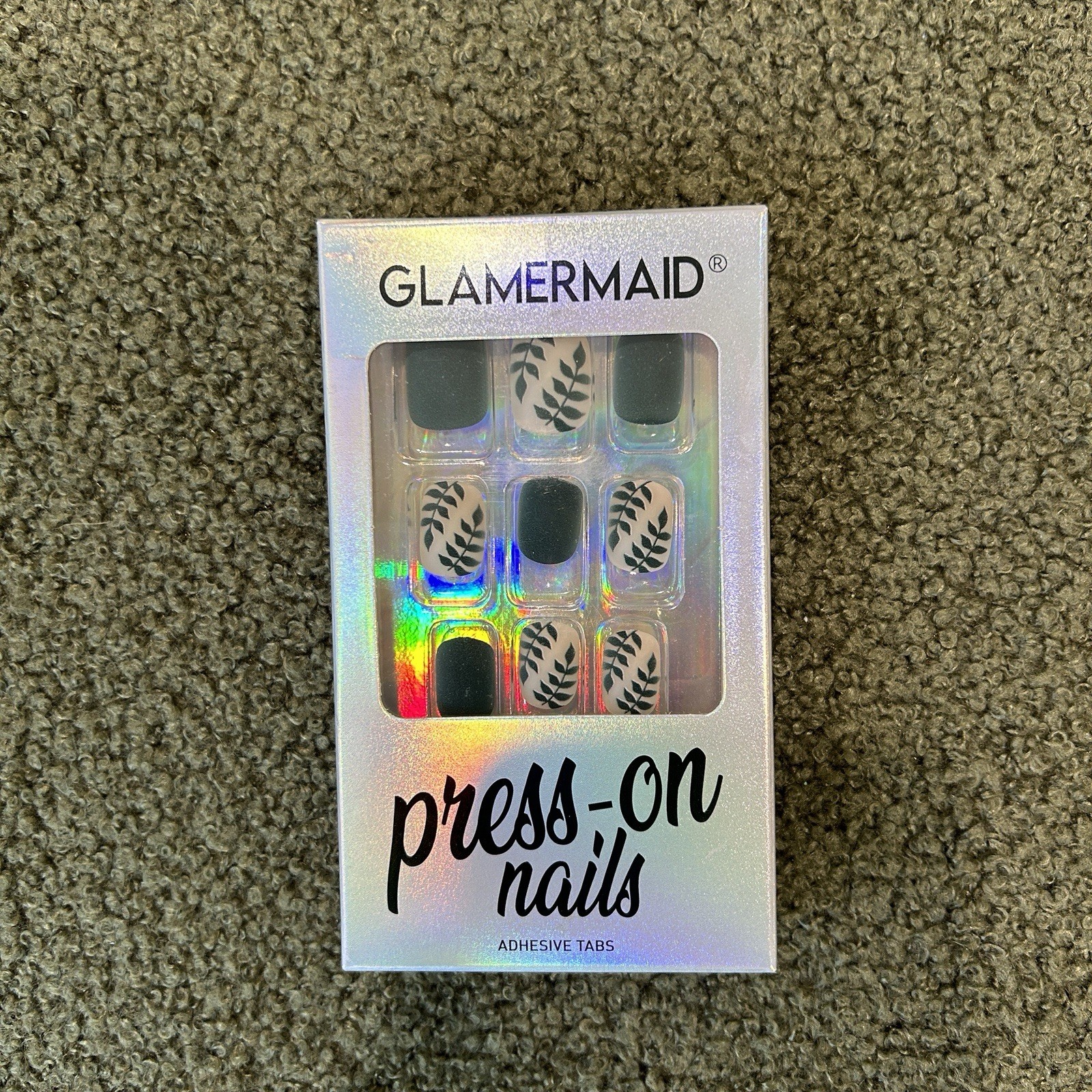 4 X Press On Nails (Adhesive Tabs) – Leafy, Florals And Matte Styles – BRAND NEW