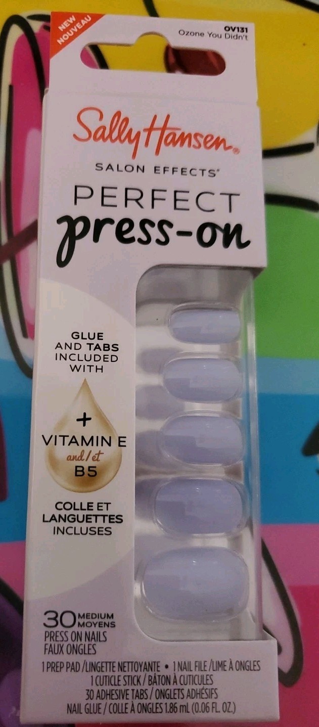Sally Hansen Perfect Manicure Press-On Nails + Glue OZONE Blue OV131 Med