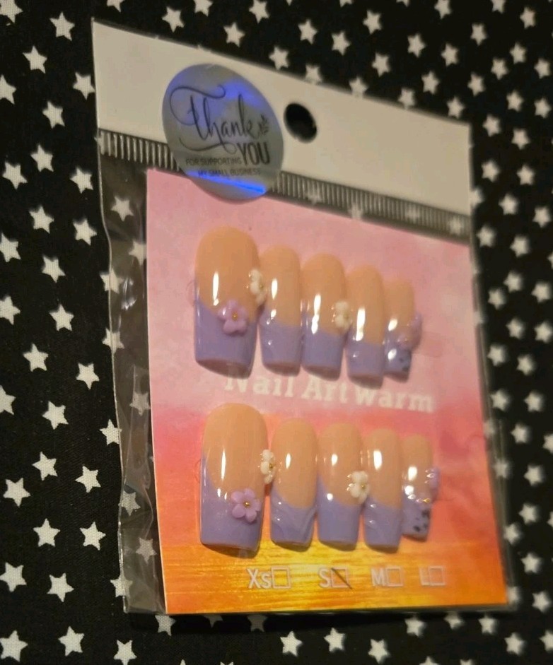 French Design “Unbranded” Press On Nails Size S