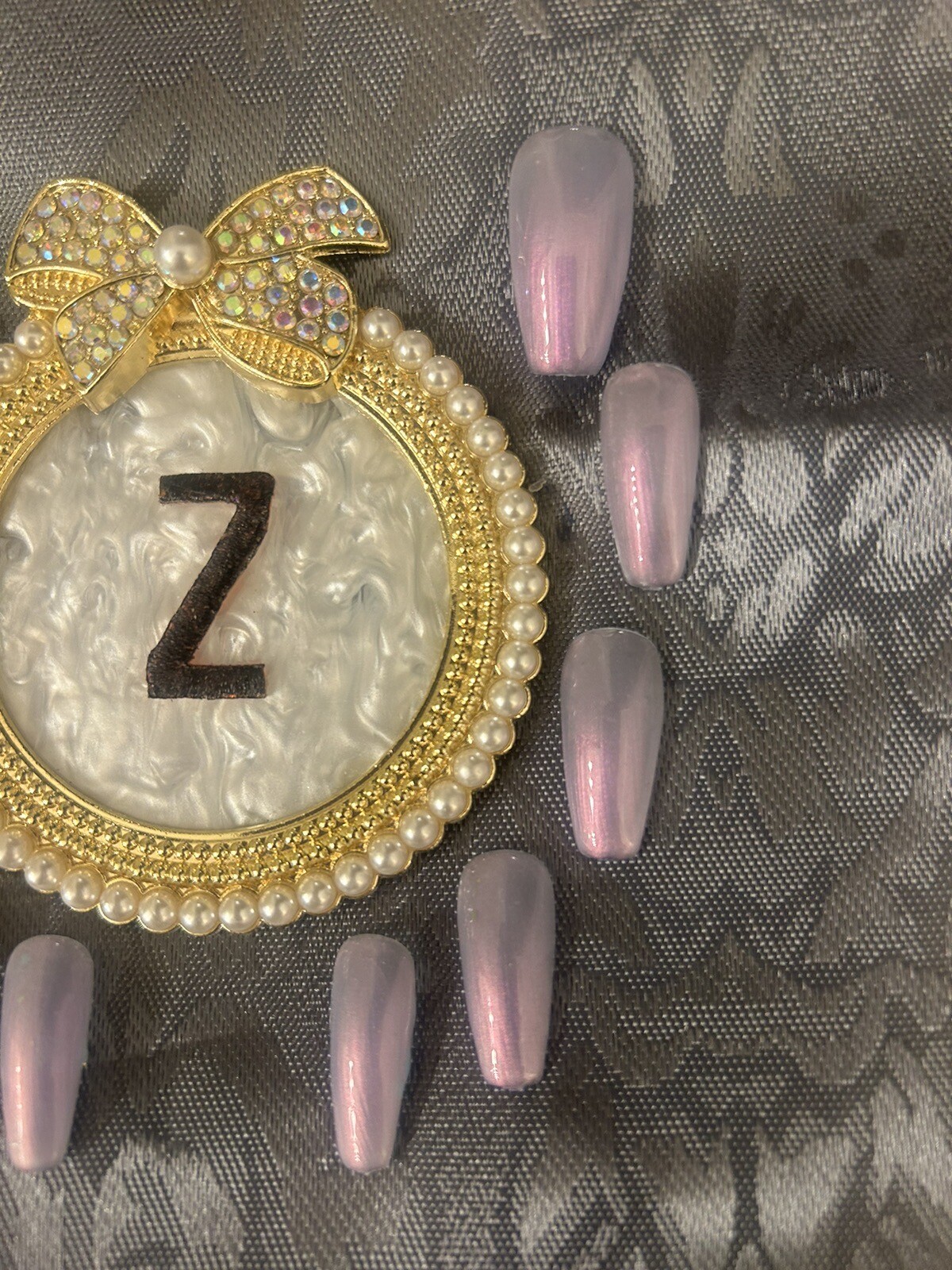 Z NAILZ!: Artisan Clear Pink/Blue Iridescent M Coffin Press on Nails