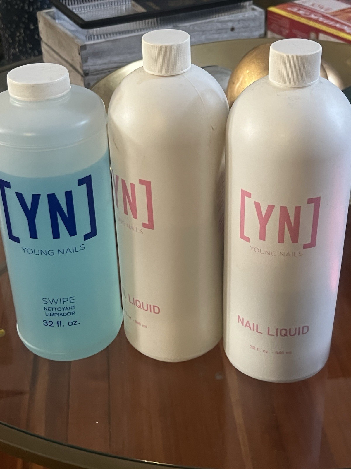 Young Nail Monomer And Swipe Solution