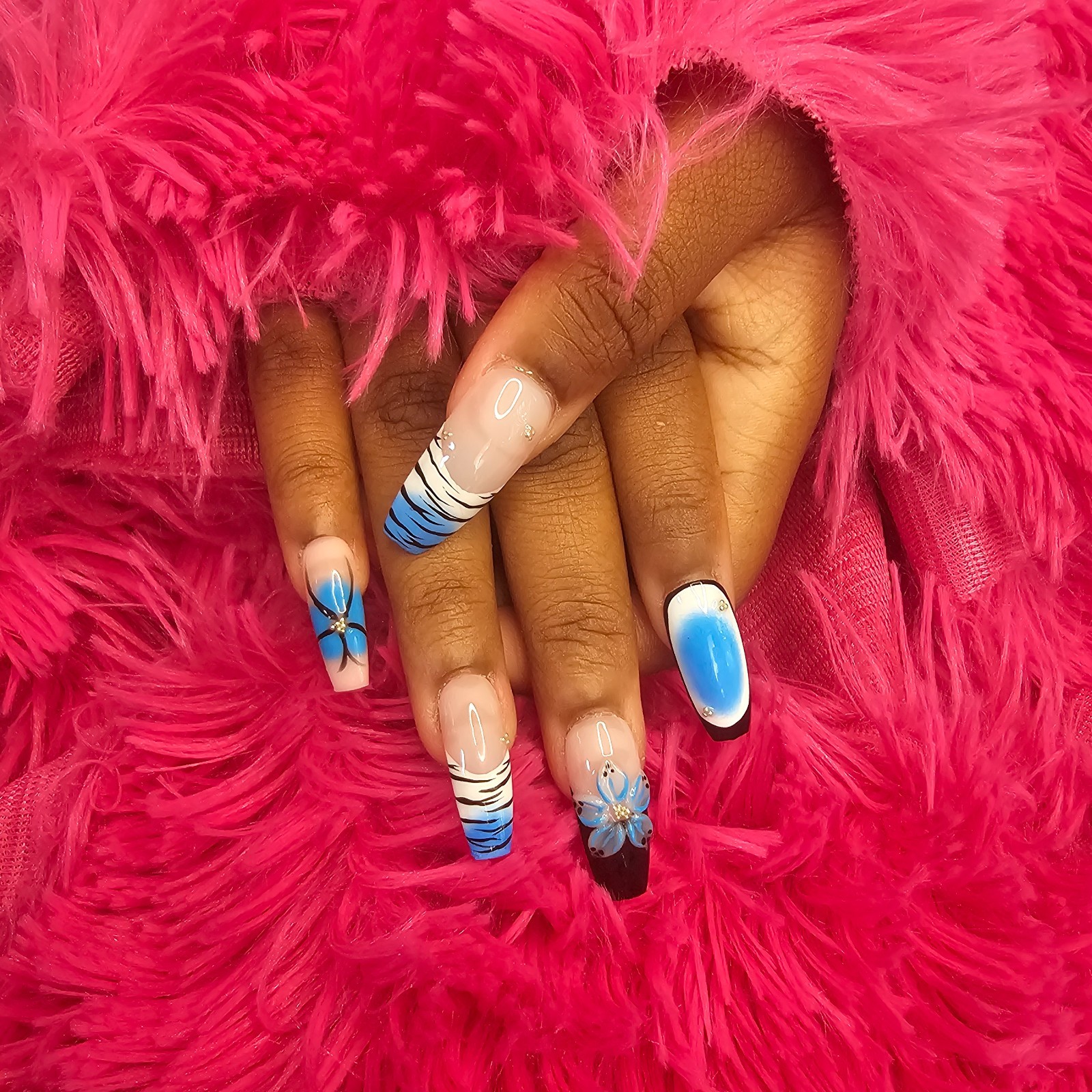 Press-On Nail Set # 100: Blue Magic