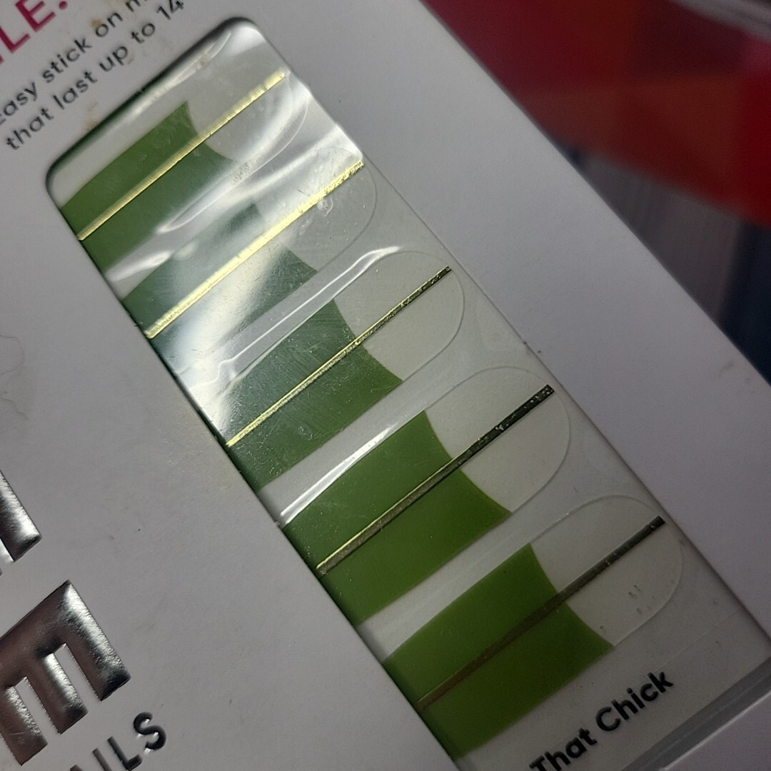 Kyutee Nails Peel Press Instant Gel Polish Manicure That Chick