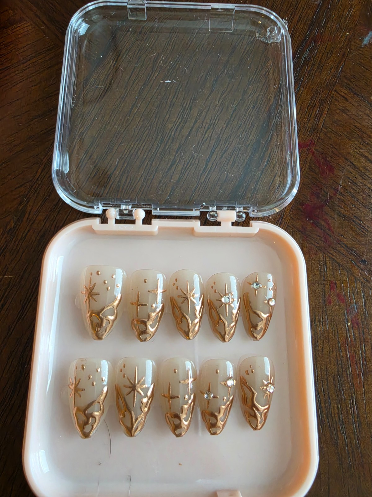 Starlight Press-On Nails | Nude/Gold French Tip | Medium Almond| 10-Piece Set