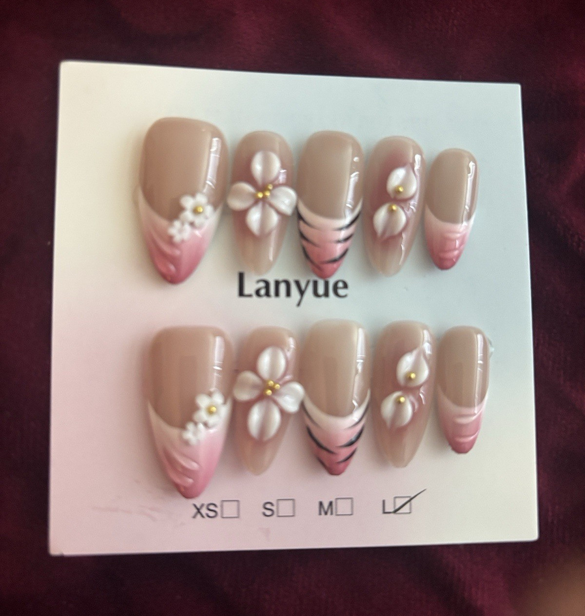 Lanyue Press-On Nails Set Beige/Pink/White 3D Flowers Long Almond Full Cover