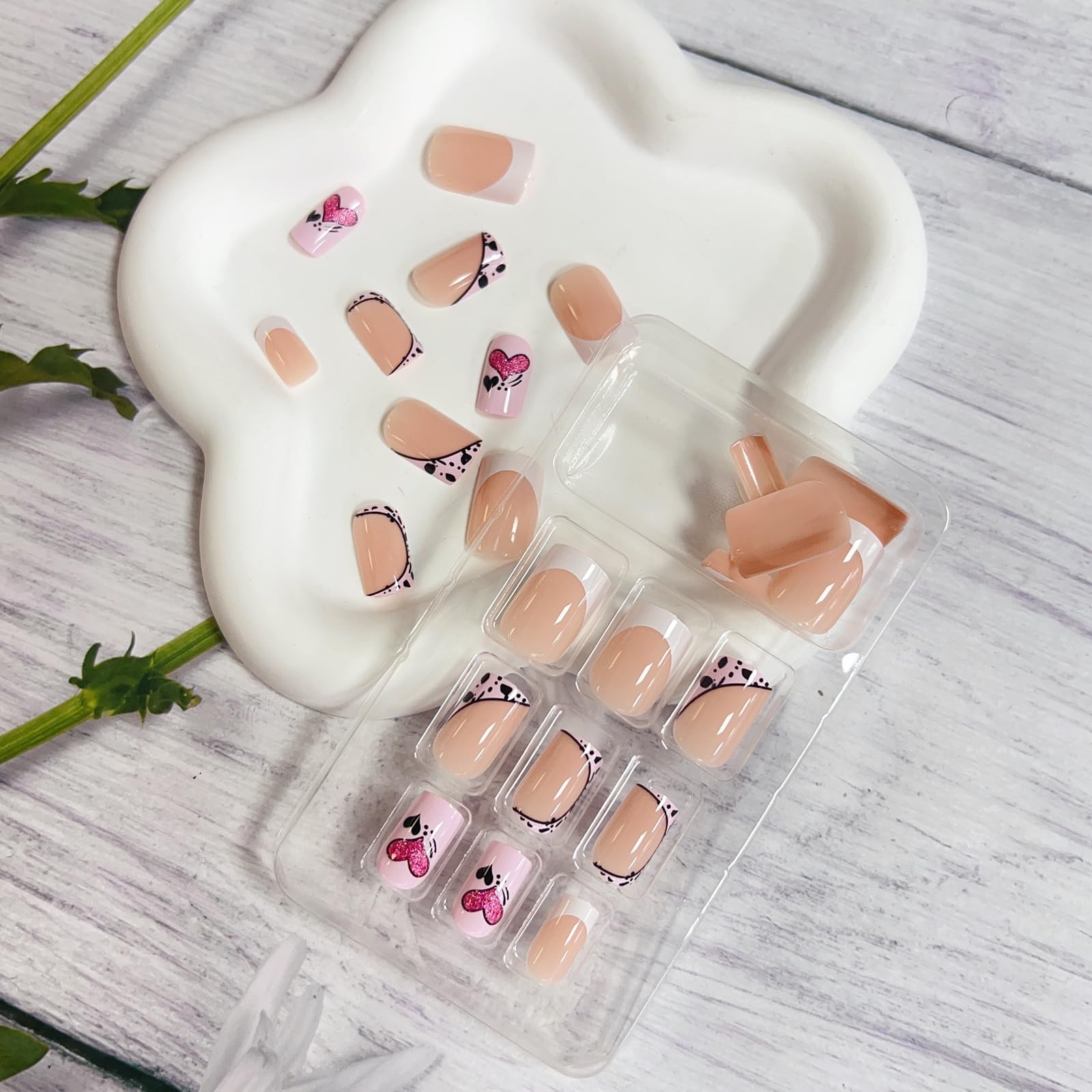 French Tip Press on Nails Valentines Heart Fake Nails Medium Square Acrylic N…