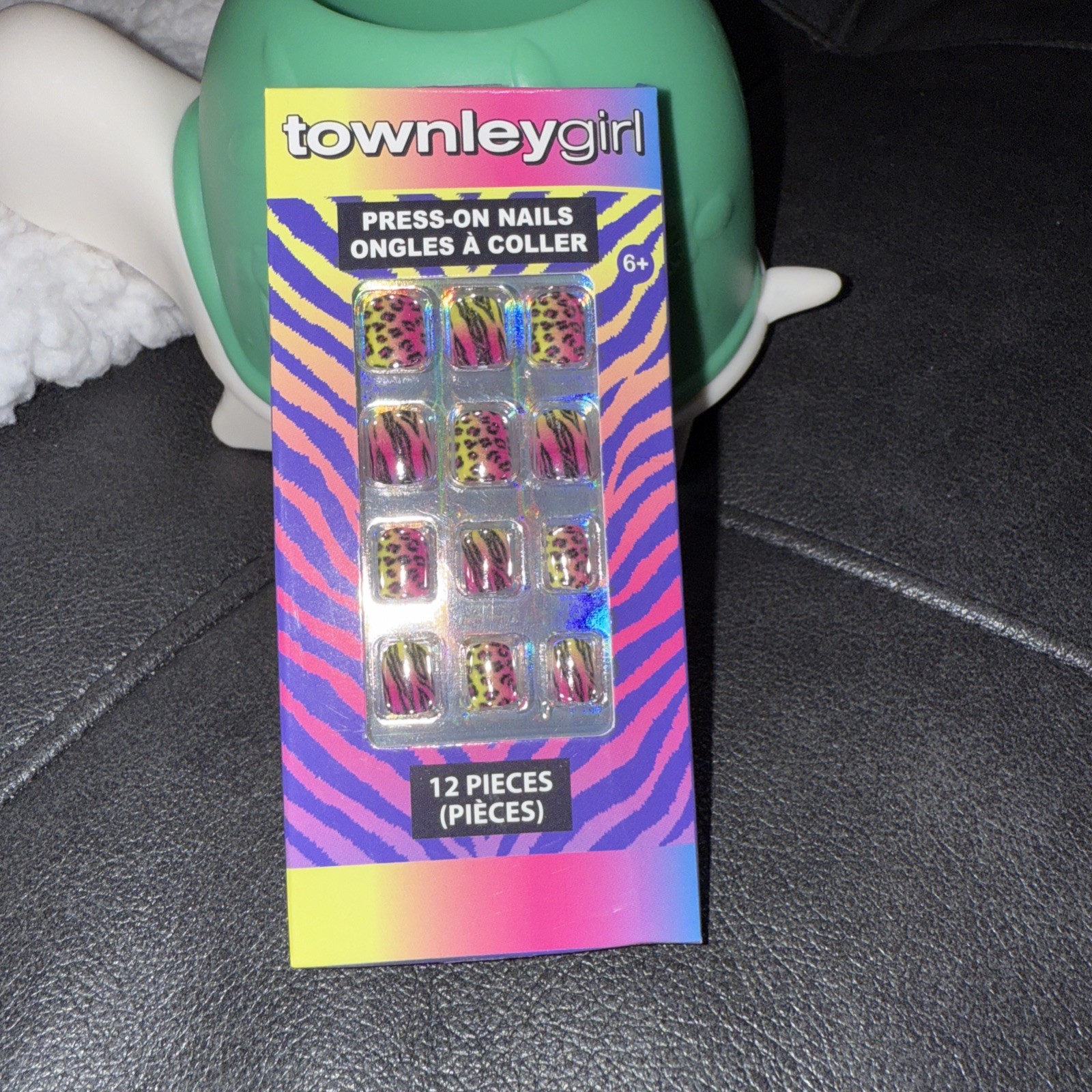 Colorful Leopard Set Of 12 Press-On Nails By Townley Girls Ages 6+ NEW – SEALED
