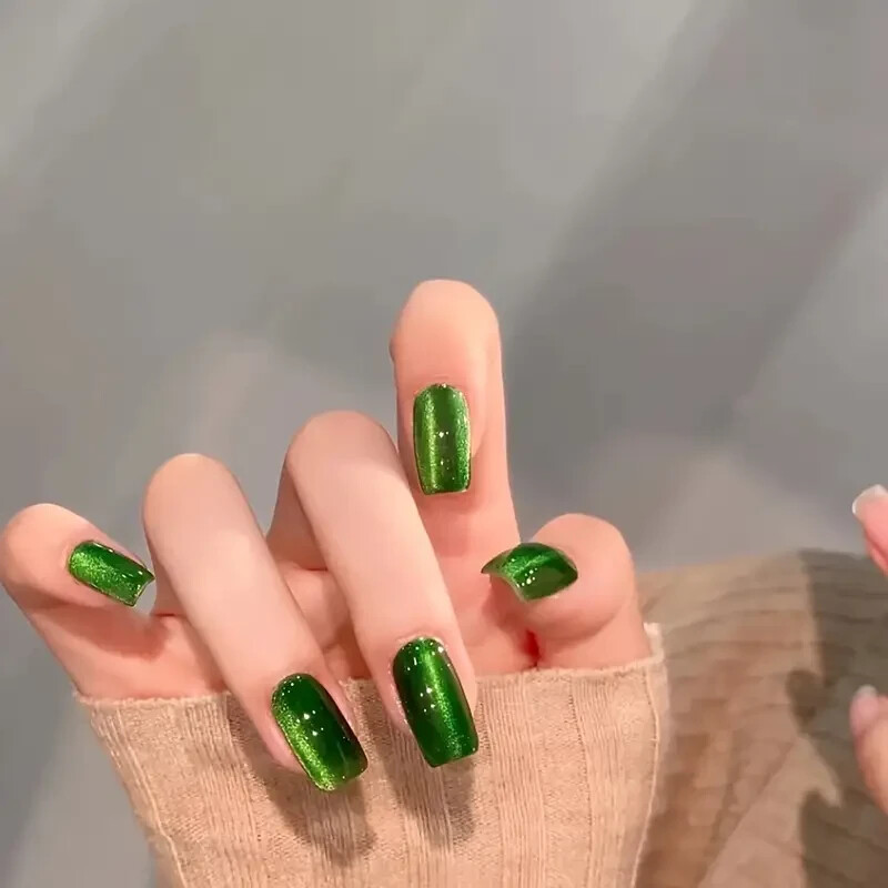 24 Pieces Green Wild Cat’s Eye Nail – Handmade Short Trapezoidal Wearable Pure