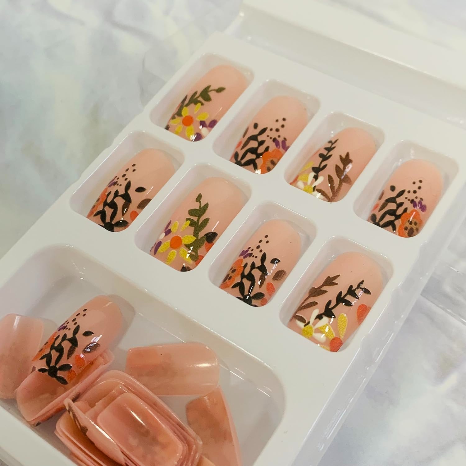Vezocim Flower Press On Nails Medium Square Glossy Fake Nails 24PCS Floral NEW