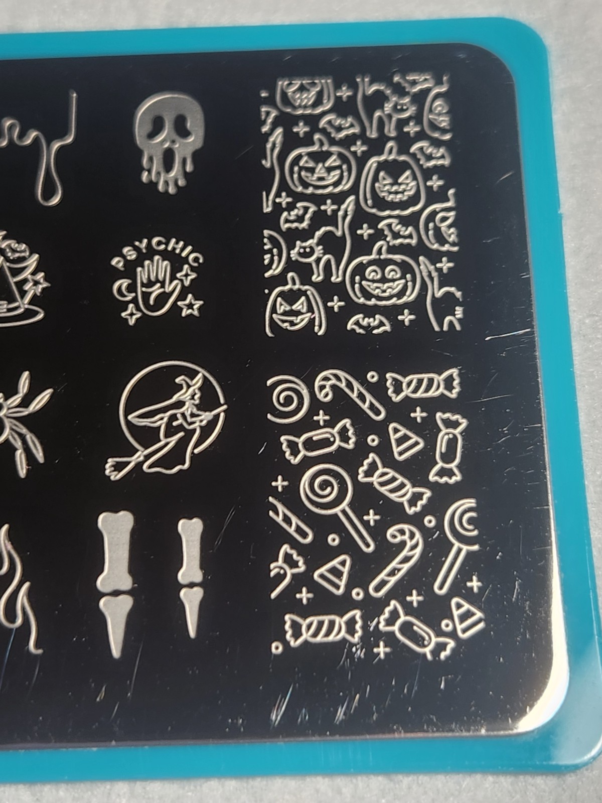 Maniology Lonely Nail Stamping Plate – MXM087 Halloween