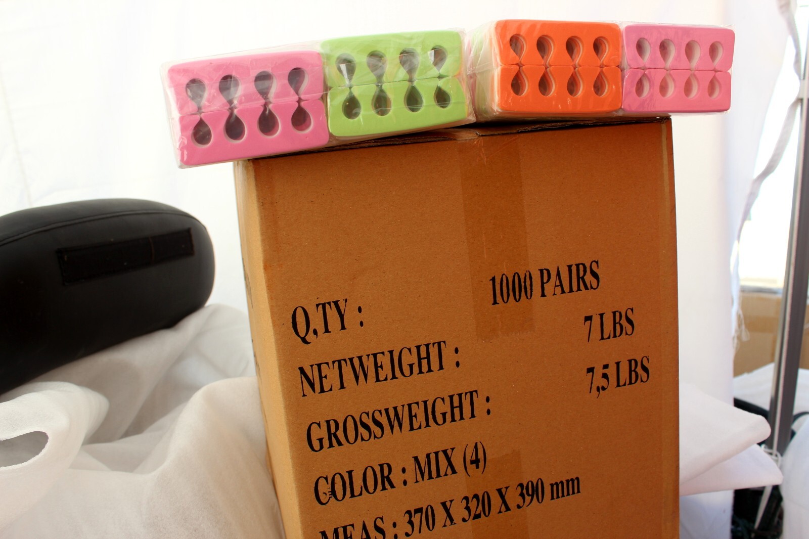 100 PIECES TOE FINGER SEPARATOR NAIL ART PEDICURE Polish CARE TREAMENT