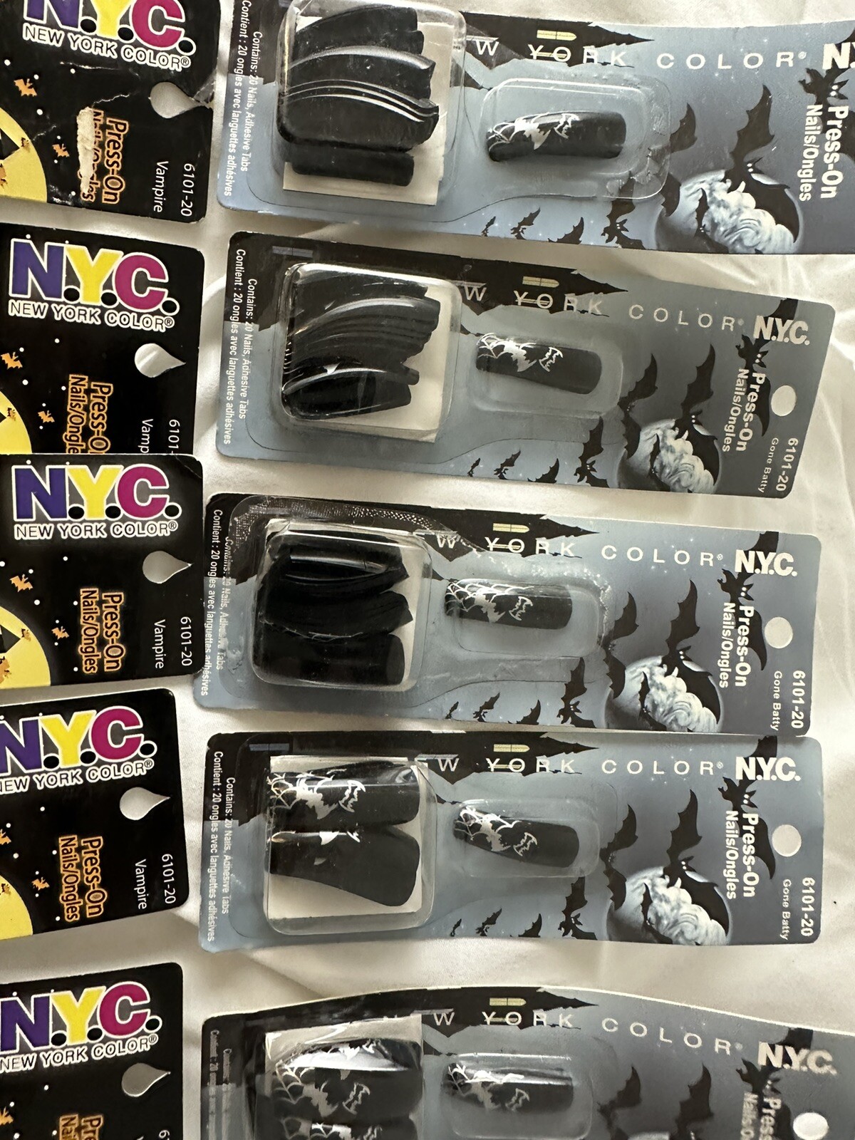 19 HALLOWEEN THEME PRESS ON NAILS,,20 NAILS PER PACK, GHOSTS, BATS,ETC,