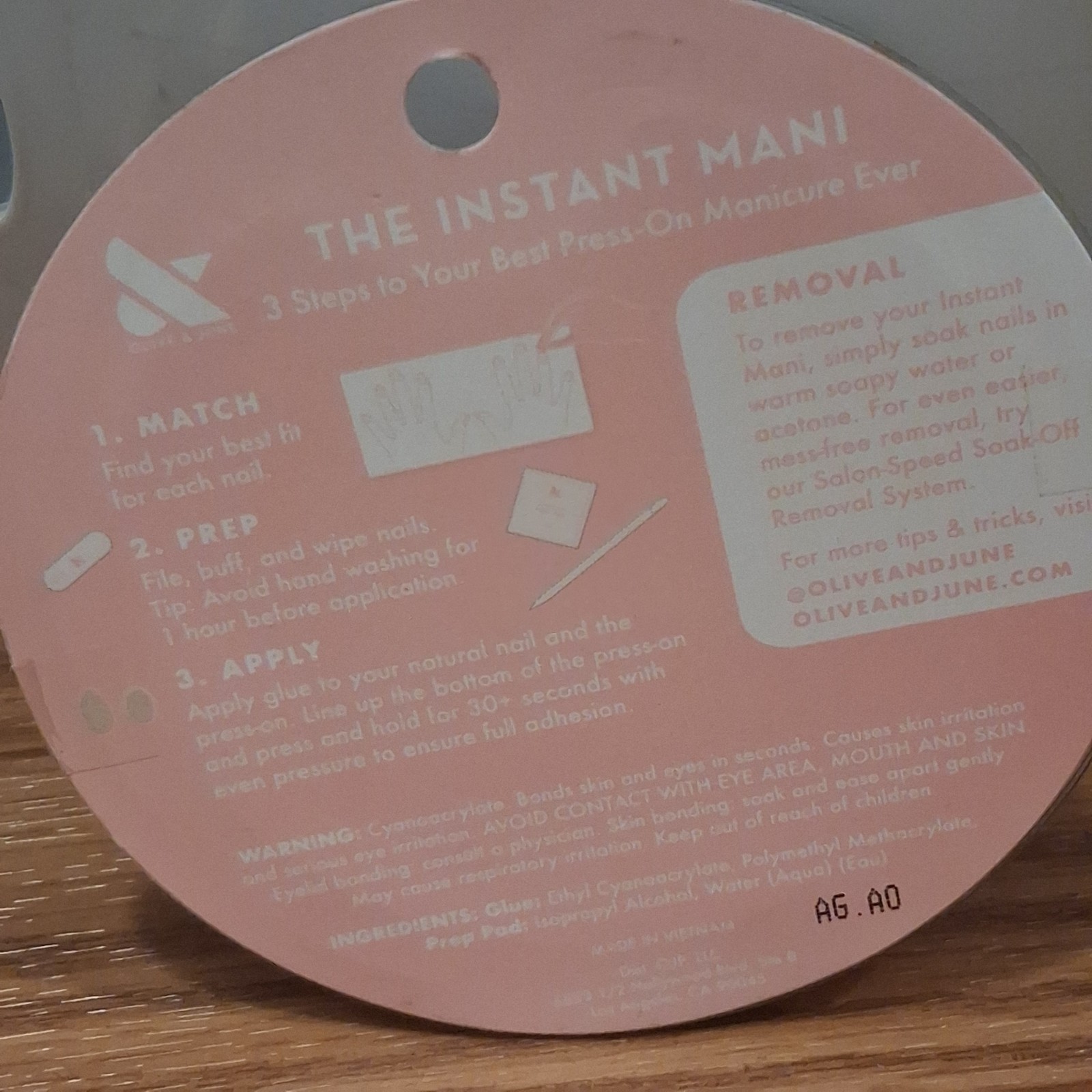 Olive & June Instant Mani Press-On Nails ~ 42PCS Oval Medium Pink Goldfish