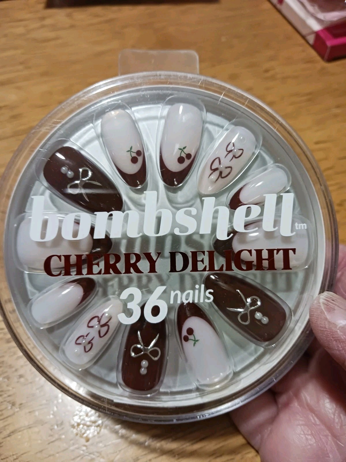Bombshell Cherry French Almond Artificial Nails White Brown Nail Art Tips