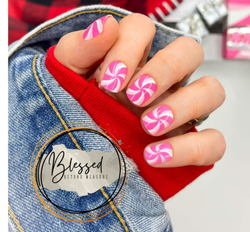 Red Aspen Press On Nails Peppermint Paula Pink White Candy Swirl Christmas
