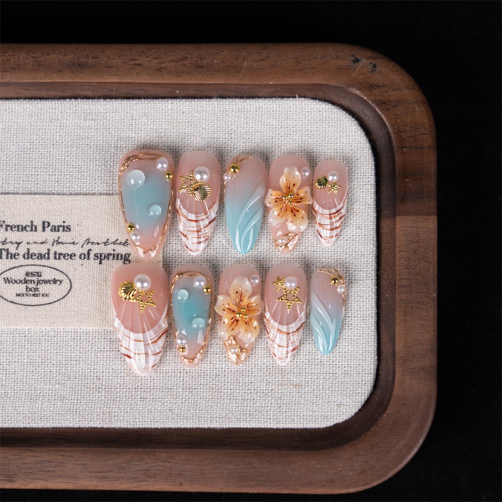 10pcs Shell Texture Almond Nails 3D Flower Pearl Gold Beach Reusable