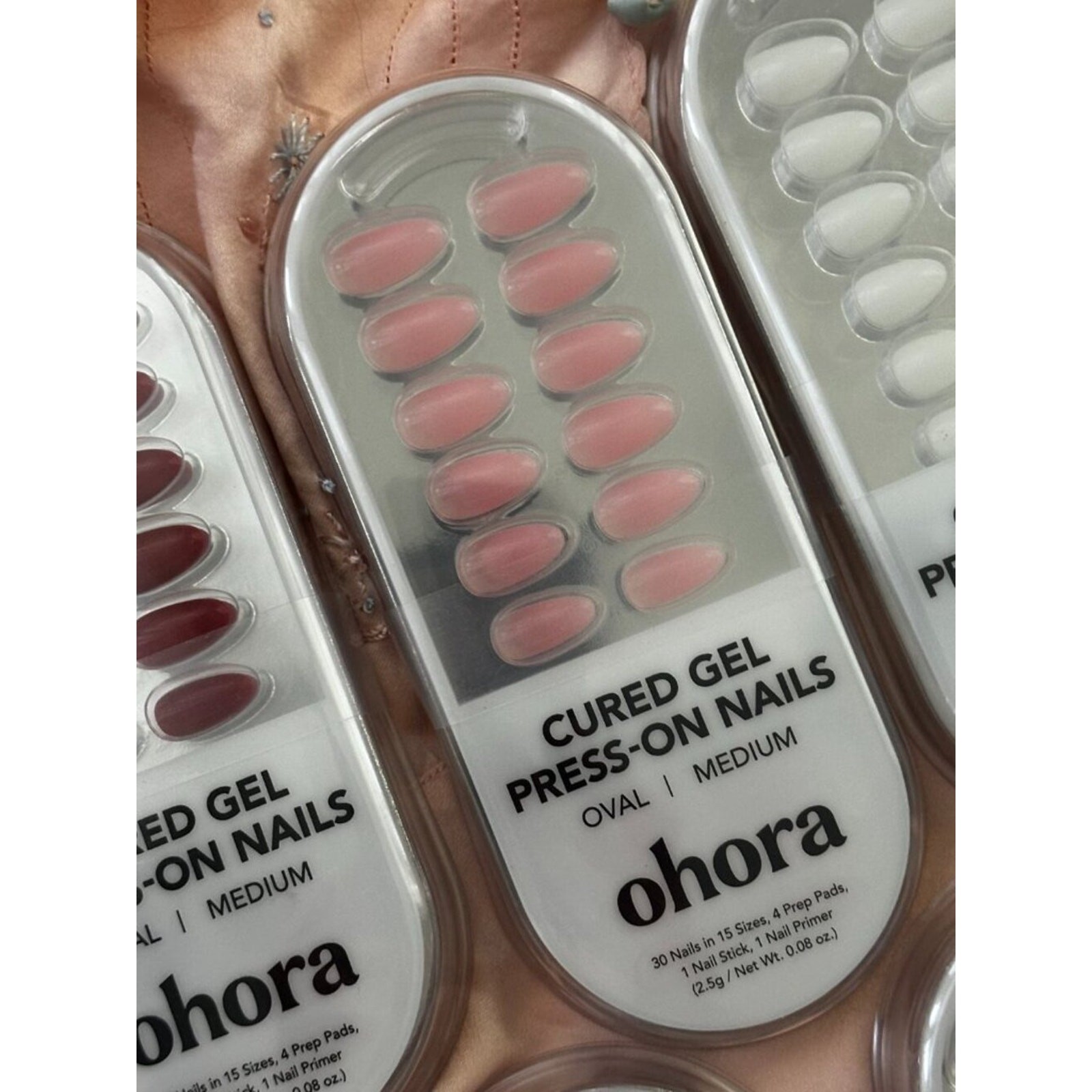 ohora Gel Press On Nails Bundle Set of 5 Nail Art Oval Red Pink White $100 Value