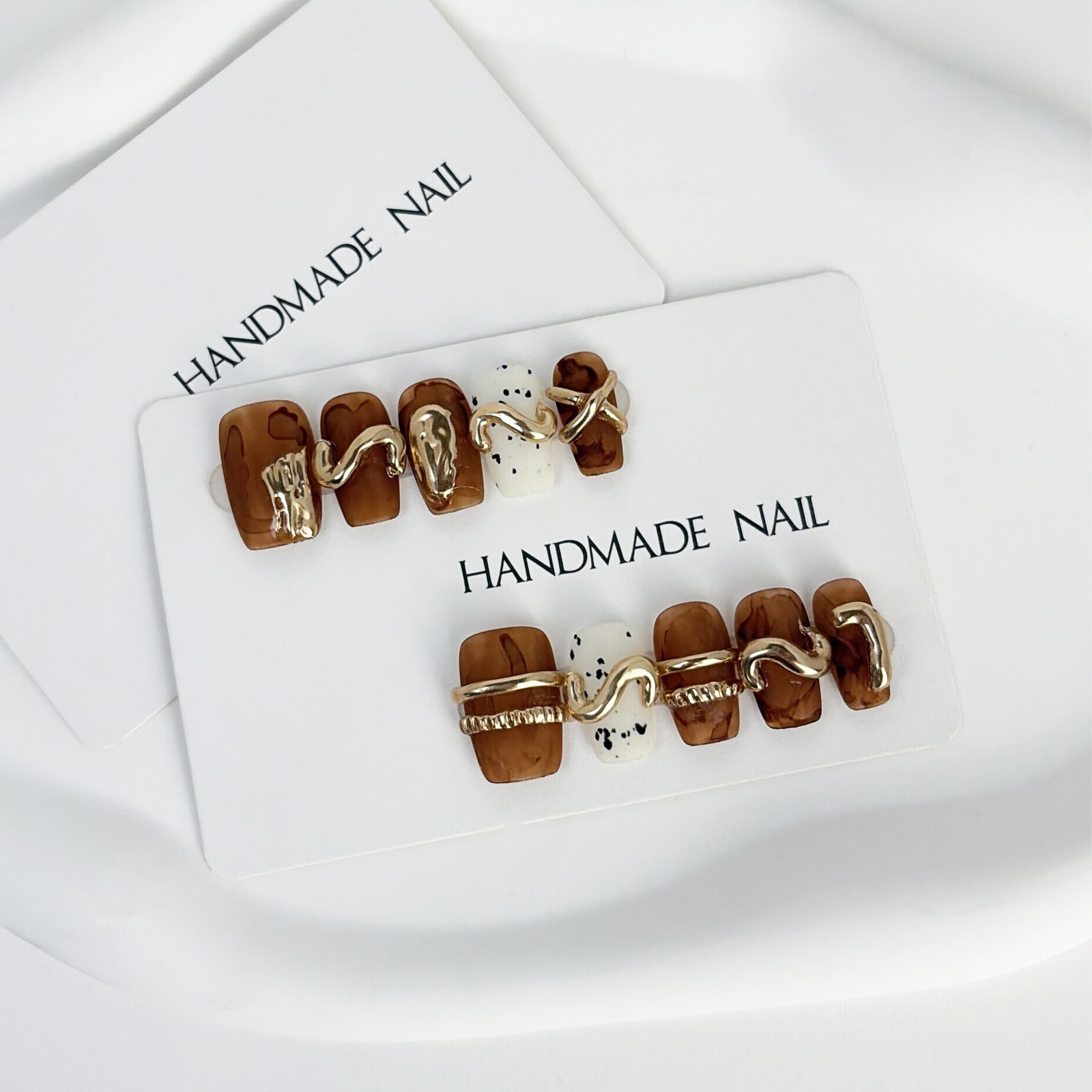 Vintage Metal Twist Brown Coffee Press-On Nails with Pearl Accent – Square Shape