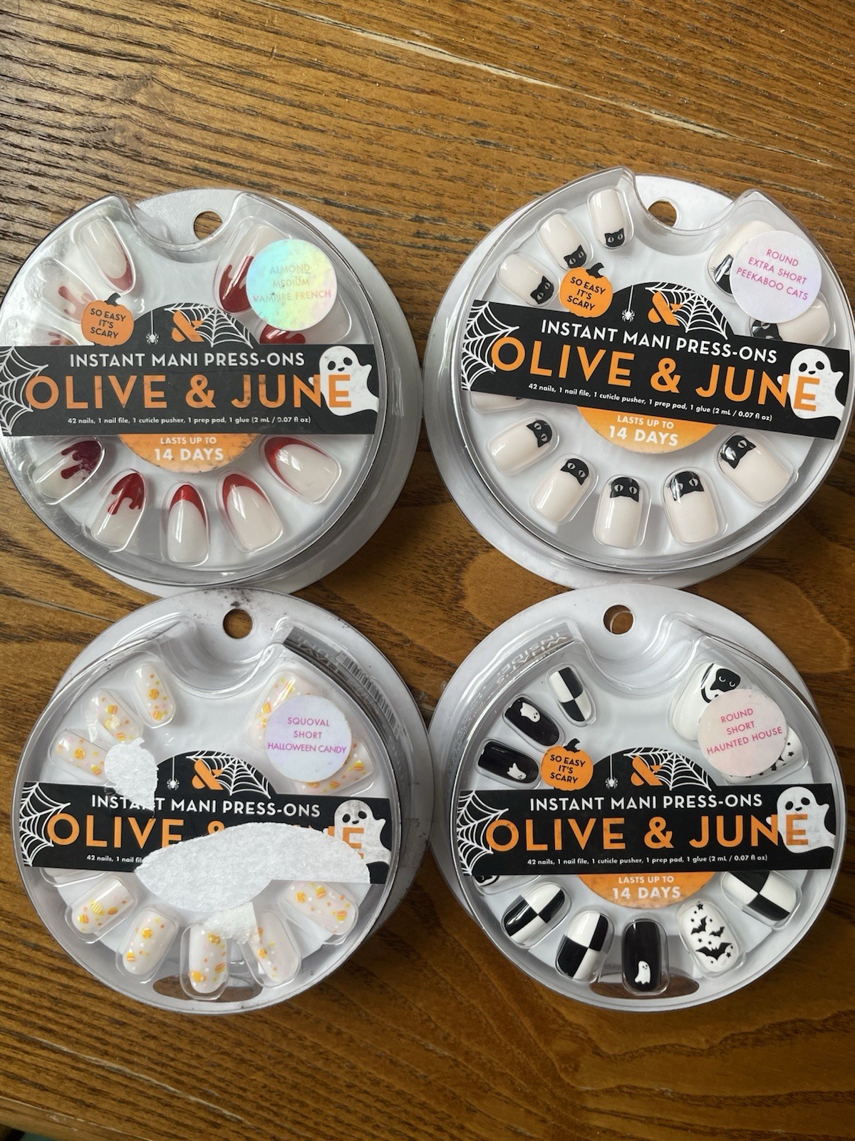 4 Sets of Olive & June Press On Mani Nails Assorted Design Halloween Spooky NEW