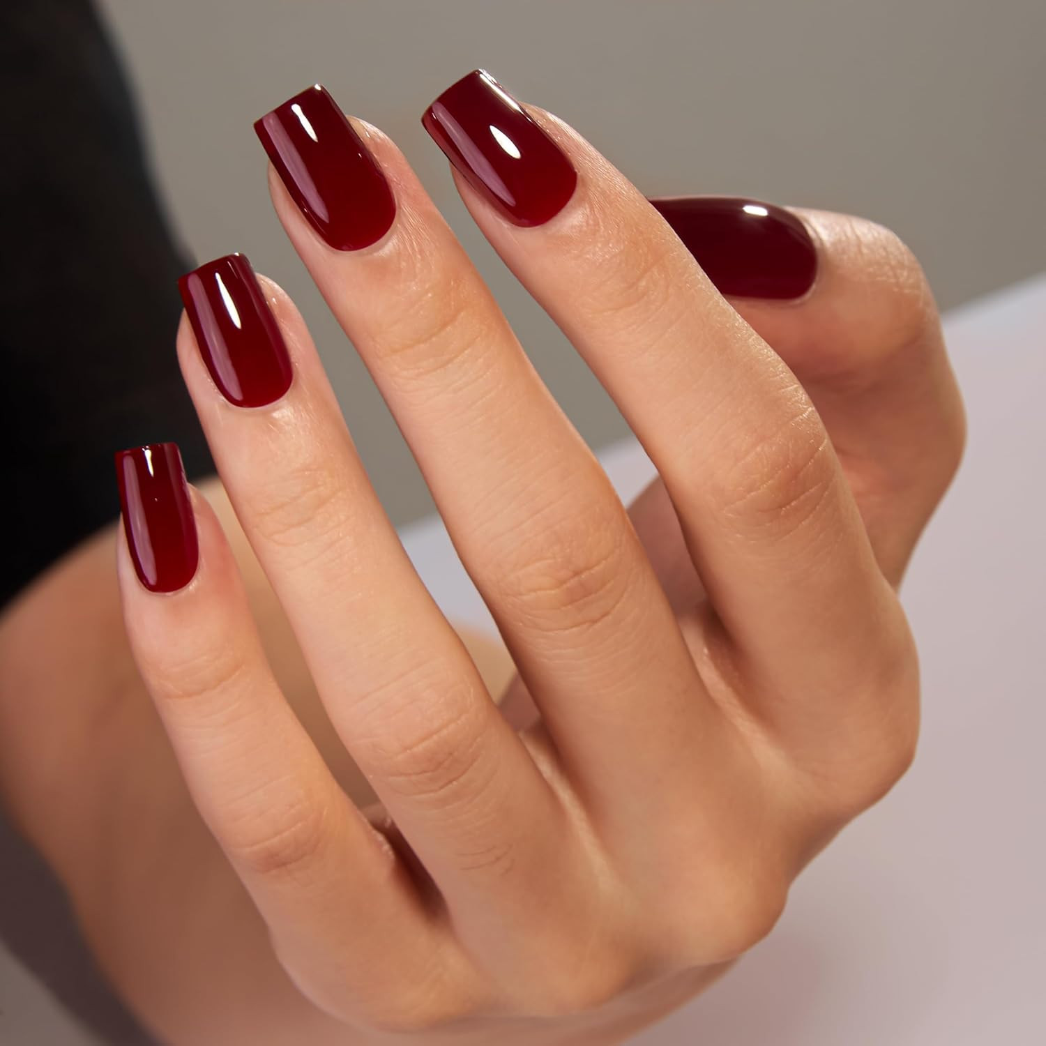 Soft Gel Square Press on Nails, Medium Deep Red Christmas Design Acrylic Stick o