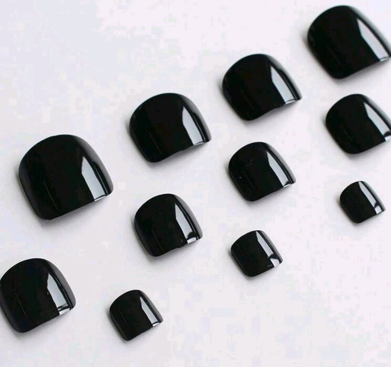 96 Pcs – Red Black And White Toenails Fake Toe Nails Natural -Solid Color Square