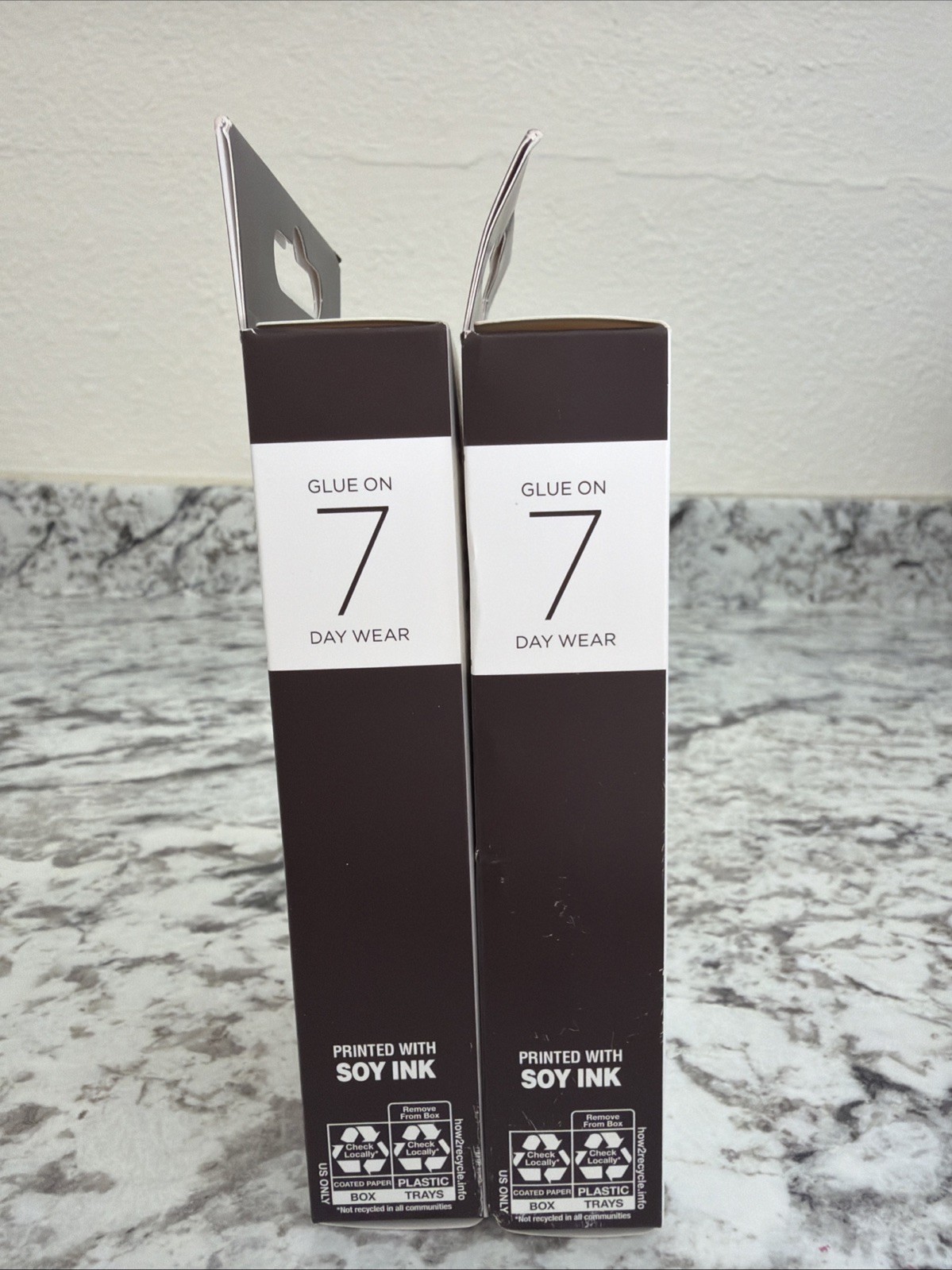NIB KISS Premium Classy Press On Nails Long Length Nude W/glitter 2 Pack