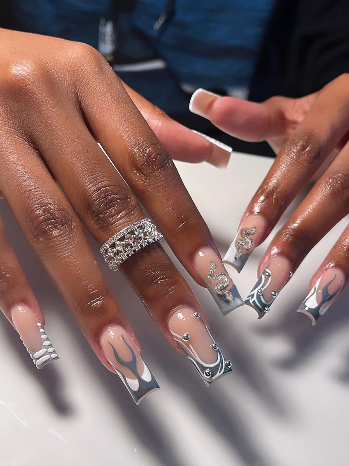 24pcs/set Silver-color French Rhinestone & Snake Design Long False Nails